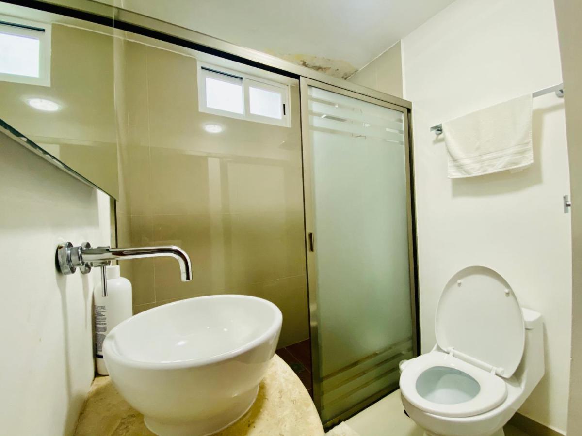 Apartamento cálido y moderno en la entrada de la zona hotelera Cancún Exterior foto