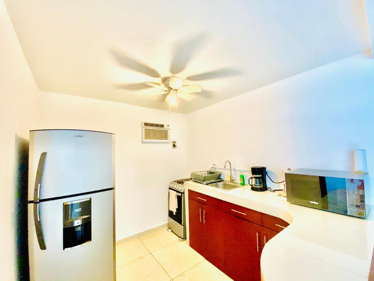 Apartamento cálido y moderno en la entrada de la zona hotelera Cancún Exterior foto