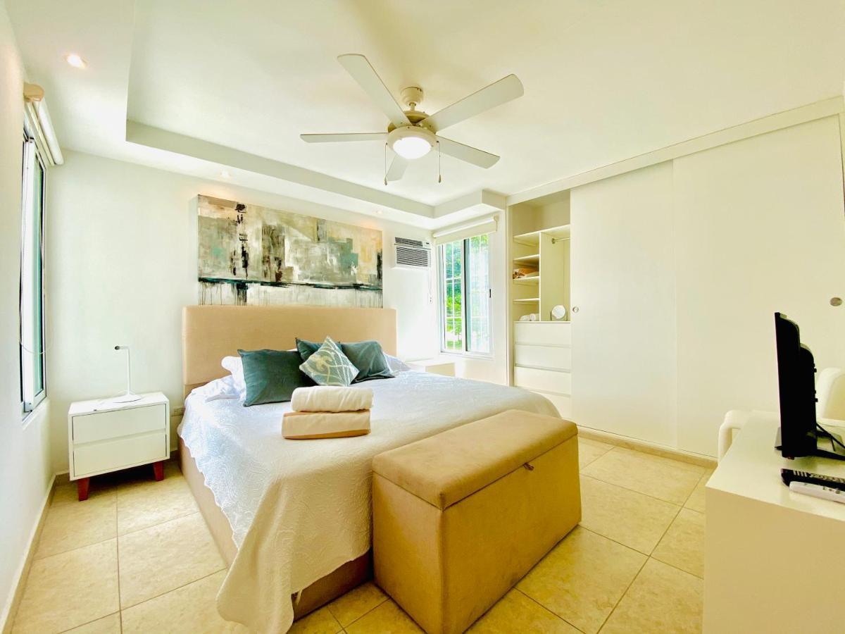 Apartamento cálido y moderno en la entrada de la zona hotelera Cancún Exterior foto